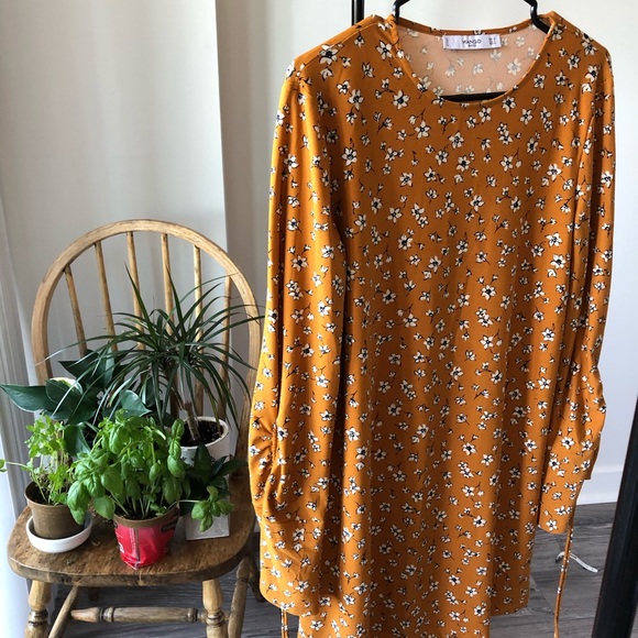 Mango spring dress 🌞 - Picture 2 of 3
